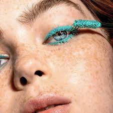 July 6, 2013 by lisa sharp 5 comments. 3 Easy Ways To Safely Diy Coloured Mascara Buro 24 7 Malaysia