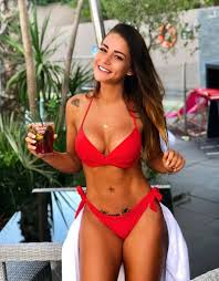 On m'aurait posé la question étant enceinte il y a dix jours j'aurais répondu non plus. Epingle Par Sallygotgot Sur Les Marseillais Maillot De Bain Tele Realite Maillot
