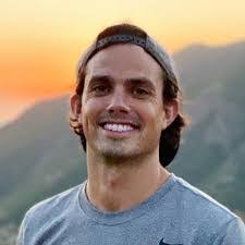 Brandon Beck's Instagram, Twitter & Facebook