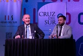 CRUZADA MUNDIAL DEL ROSARIO DE HOMBRES El sábado 8 de Octubre hombres de todo el mundo nos arrodillaremos ante nuestra madre para rezar el Rosario. Más de 30 países confirmados de todos