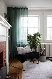 A Designer At Home Angela Robinson S Vancouver Apartment Rue Living Room Decor Apartment Apartment Living Room Cosy Living Room