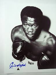 EMILE GRIFFITH SIGNED 8X10 B&W PHOTO