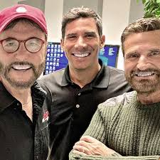 WATCH: Growing & Cooking Edible Flowers with Erin Bunting [4.29.23]