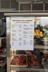 Unfortunately, it kept getting pushed down as i reviewed if you're within the vicinity of section 3, kota damansara, you can order their food via grabfood, food panda and delivereat. Nasi Ahmad Ampang Thokohmakan