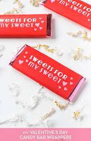 Wrap your chocolate bars with these fun holiday candy wrappers to make easy party favors! Free Printable V Day Candy Bar Wrappers The Crafted Life