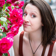 Kara Oconnor's Instagram, Twitter & Facebook