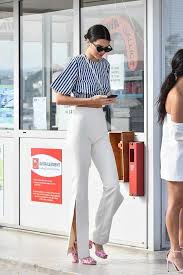 Kendall jenner celebrated christmas eve wearing blumarine spring 2021 rtw look (not available online) and amina muaddi kendall jenner posed for the new campaign of kendall + kylie, available now exclusively on amazon. 25 Best Looks Of Kendall Jenner Street Style Outfits 2021 Quillcraze