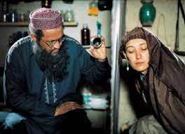 «la strada che dalla persia porta a herat segue da presso le montagne fino all'incrocio con la strada di kushk, e di qui comincia a scendere verso la città. Viaggio A Kandahar Cinalci