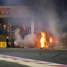 Wie durch ein wunder konnte der franzose lediglich leicht verletzt aus den brennenden trümmern steigen und anschließend verarztet werden. Formel 1 Charles Leclerc Und Sebastian Vettel Uber Unfall Von Grosjean
