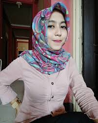 Lihat ide lainnya tentang jilbab cantik, kecantikan, gaya hijab. Pecinta Jilbab On Twitter Beautiful Hijab Girl Hijab Hijab