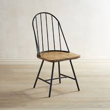 Handcrafted Windsor Hoop Dining Chair Has Timeless Appeal A Smooth Pine Saddle Seat Provides Endless Dining Chairs Farmhouse Dining Chairs Dining Room Chairs