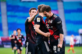 Leon goretzka vom fc bayern legte während der pause an muskelmasse zu. Leon Goretzka On Twitter Die Besten Antworten Gibt Man Auf Dem Platz Miasanmia Weiterimmerweiter Stillhungry Fcbayern