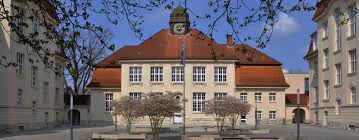 3neurologische universit¨atsklinik kiel, niemannsweg 147, 24105 kiel, germany. Rbz Wirtschaft Kiel De Team Schulsozialarbeit
