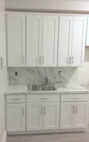 White Kitchen Marble Countertop And Backsplash Brooklynkitchen Kitchenideas Nyckitchen Design Kit Kitchen Cabinets Nyc Kitchen Remodel Kitchen Dining Room