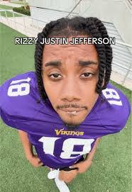 Justin Britz's Instagram, Twitter & Facebook