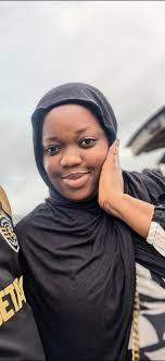 Fashion tutor launches dart manipulation class