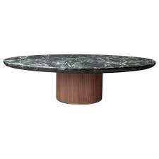 Contemporary Qd05 Coffee Table With Green Marble Top Oak Base And Brass Detail In 2020 Dining Table Marble Marble Top Coffee Table Elegant Coffee Table