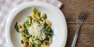 Rezept Fur Orecchiette Alle Cime Di Rapa Aus Apulien Reisehappen Rezepte Gesunde Rezepte Rubstiel