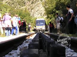 Επιβίβαση στο λεωφορείο και συνεχίζουμε για την ιστορική ιερά μονή αγίας. Kalabryta Etoimos Na Sfyri3ei Kai Pali O Odontwtos Pics Video