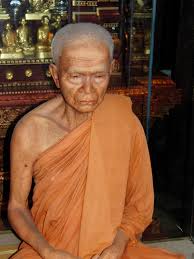 Images Gratuites Homme La Personne Orange Moine Bouddhisme Asie Humain Metier Thailande Sculpture Art Meditation Temple Foi Lama Complexe De Temples Bouddhistes Abbe Positions Humaines Figure De Cire 2112x2816