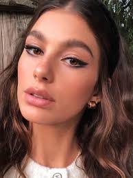 Maia Willis's Instagram, Twitter & Facebook