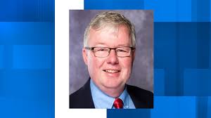 Summerville assistant principal accused of shoving student against wall