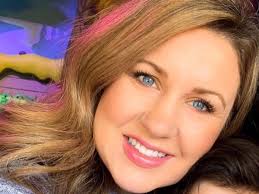 Fundraiser by Alicia Hansen Thompson : Maternity leave for Emily Castillo