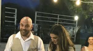 Ο μιχάλης κουϊνέλης και η ηβη αδάμου, χθες το απόγευμα, βάφτισαν την κορούλα τους σε κλειστό οικογενειακό και φιλικό κύκλο. Hbh Adamoy Mixalhs Koyinelhs Oi Eikones Poy Den Eixame Dei Apo To Mysthrio Ths Baptishs Ths Korhs Toys I Love Style