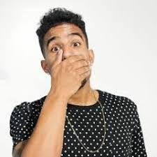 Ariel Mizell's Instagram, Twitter & Facebook