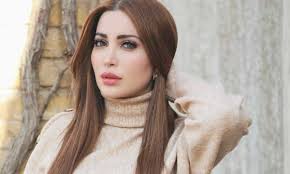 ومع ذلك ، يمكن اختراق ماسنجر فيسبوك عن بُعد من خلال اعتراض رسالة نصية. Ù†Ø³Ø±ÙŠÙ† Ø·Ø§ÙØ´ ØªØ«ÙŠØ± Ø§Ù„Ø¬Ø¯Ù„ Ø¨Ø­Ø¯ÙŠØ«Ù‡Ø§ Ø¹Ù† Ø§ØµÙˆÙ„Ù‡Ø§ Ø§Ù„Ø³Ø¹ÙˆØ¯ÙŠØ© ÙÙŠØ¯ÙŠÙˆ Ø¬Ø±ÙŠØ¯Ø© Ù†ÙˆØ±Øª Ø§Ù„Ø¥Ø®Ø¨Ø§Ø±ÙŠØ©