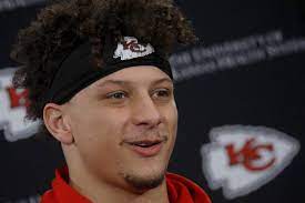 Patrick mahomes hair is much more controlled i am quite disappointed, but i can't find a better version so i am sticking with it until i see a better one. Patrick Mahomes On Inspiration For Hair Style Espy Outfit The Kansas City Star