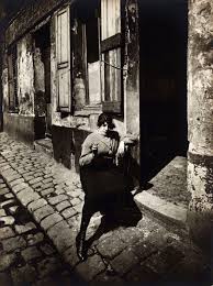 Eugene Atget The Photographer Who Walked Fin De Siecle Paris Flashbak In 2020 Eugene Atget History Of Photography Berenice Abbott