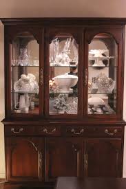 Styling Up The Standard Issue Diplomatic Drexel Furniture With A Few Decorations For The Holidays By A Foreign Service Sp Drexel Furniture Drexel Furniture Fix