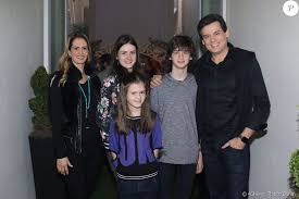 Celso portiolli was born on june 1, 1967 in maringá, paraná, brazil as celso yunes portiolli. Celso Portiolli Foi Com Sua Familia Purepeople