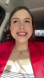 Katherine Elvir (@katherine.elvir)