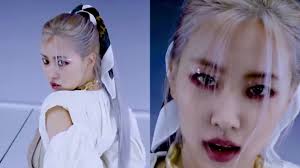 그 미소를 띠며 i'll kiss you goodbye. Yg Diprotes Fans Jisoo Blackpink Poster Comeback Disebut Gak Adil