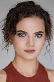 Annie Rose's Instagram, Twitter & Facebook