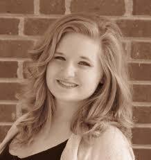 Laurie Poore's Instagram, Twitter & Facebook