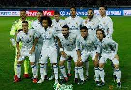 皇家馬德里足球會（real madrid club de fútbol，中文簡稱：皇馬）係西班牙首都馬德里嘅一間足球會，1902年3月6號成立，係而家歐洲至全世界球壇最成功嘅球會之一，2000年12月11號國際足球協會選咗皇家馬德里為20世紀最偉大嘅球會。. æŒºè¶³çƒ Underarmour æœ‰æ„è´ŠåŠ©çš‡é¦¬çƒè¡£