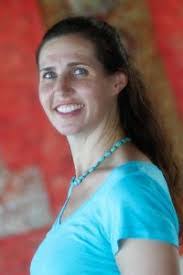 Jennifer Draper's Instagram, Twitter & Facebook