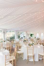 La déco table mariage est essentielle pour la fête réussie. Pastel Jardin D Inspiration De Mariage Deco Mariage Chic Et Glamour Deco Mariage Blanc Deco Mariage Chic