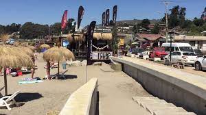 Maitencillo posee una larga costanera, compuesta por las playas de aguas blancas, los pinos, las conchitas, los pocitos, la caleta, playa chica, el abanico y playa si quieres aprender a surfear, andar en parapente o simplemente disfrutar del sol y la playa, maitencillo es una excelente alternativa. Playa El Abanico De Maitencillo Chile Sector Escuelas De Surf Youtube