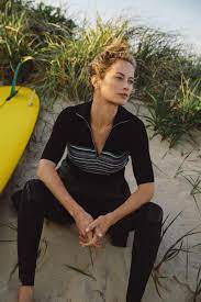 Karlie kloss rocks retro teased hair as she joins carolyn murphy and doutzen kroes on the cover of wsj. Carolyn Murphy Talks Modeling Embracing Change Protecting The Oceans Porter