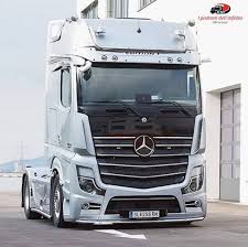 New Actros Freightliner Trucks Mercedes Benz Trucks Mercedes Benz Commercial