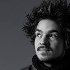 Listen to playlists featuring Elvis Presley