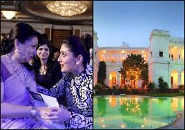 Kareena Kapoor And Sharmila Tagore To Restore Pataudi Palace Bollywood News India Tv