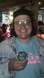 Is anyone able to make these photos clearer please?? They are from 11 years  ago when I bumped into Idina Menzel at a theatre performance!