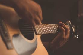 Best websites for learning guitar online: 10 Best Online Guitar Lessons That Actually Work 2021