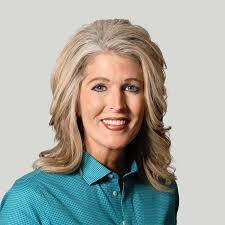 Terri Tang's Instagram, Twitter & Facebook