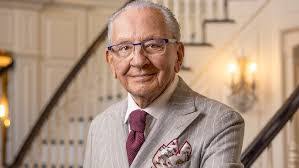 Ian Rosen's Instagram, Twitter & Facebook